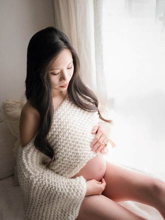 Knitwear for Maternity Photography