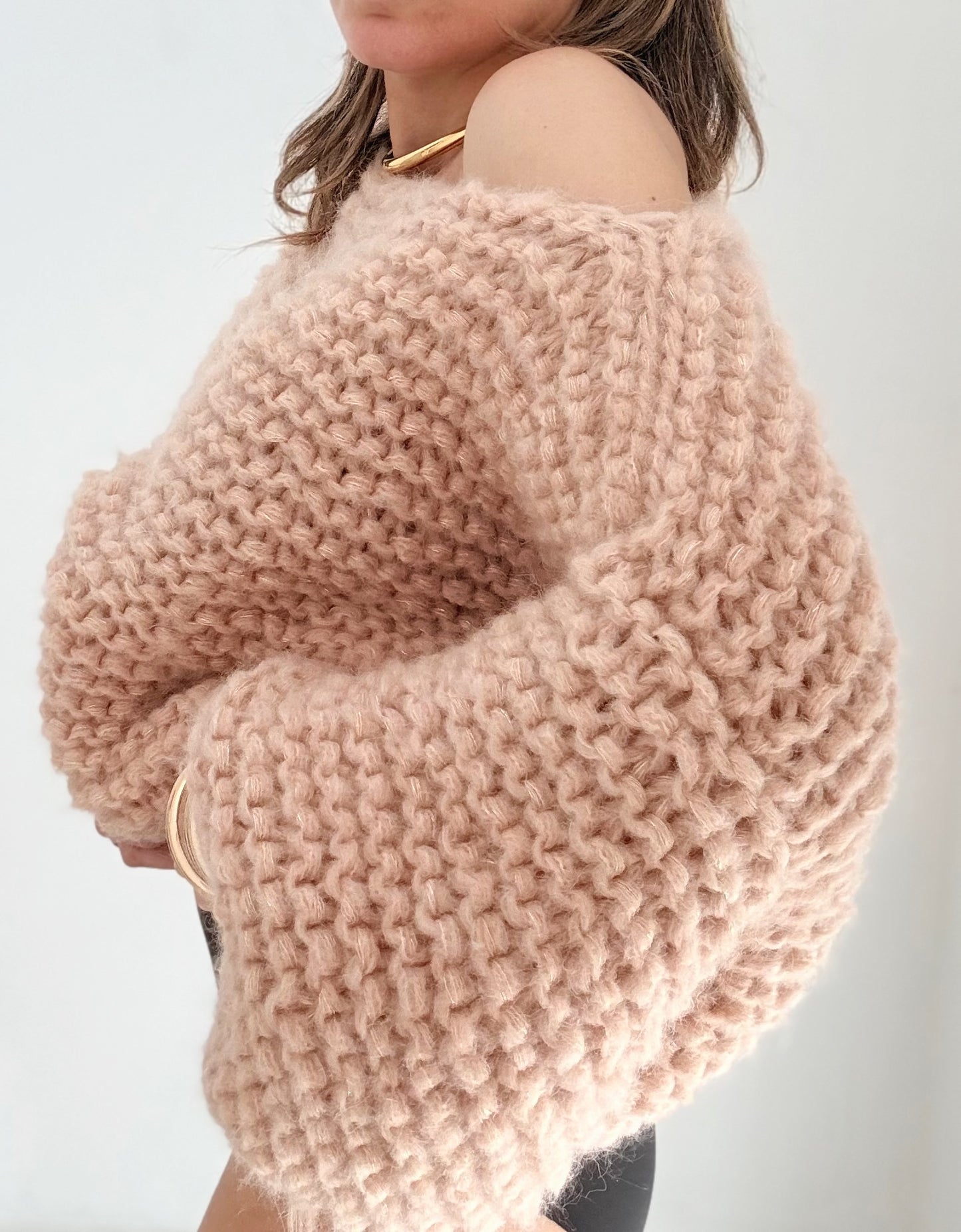 The Garter Pull - Peach Pink