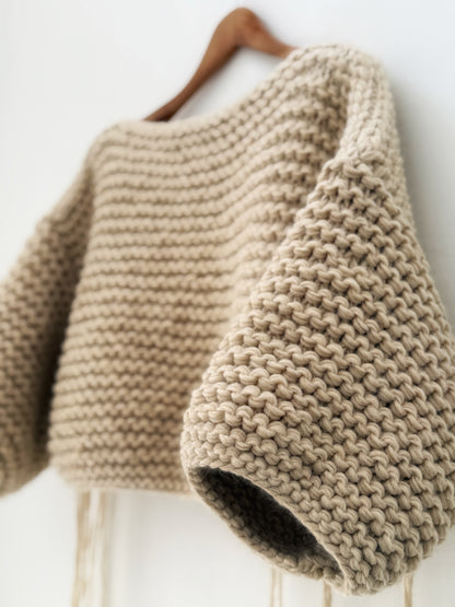 The Garter Pull - Cream